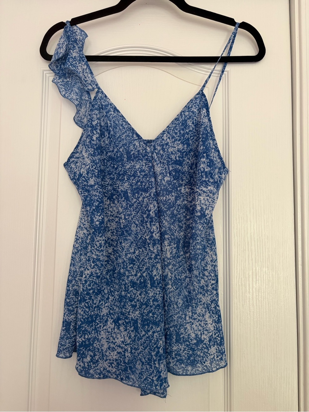 Thalia Sodi Blue and White One-Shoulder Ruffle Cami